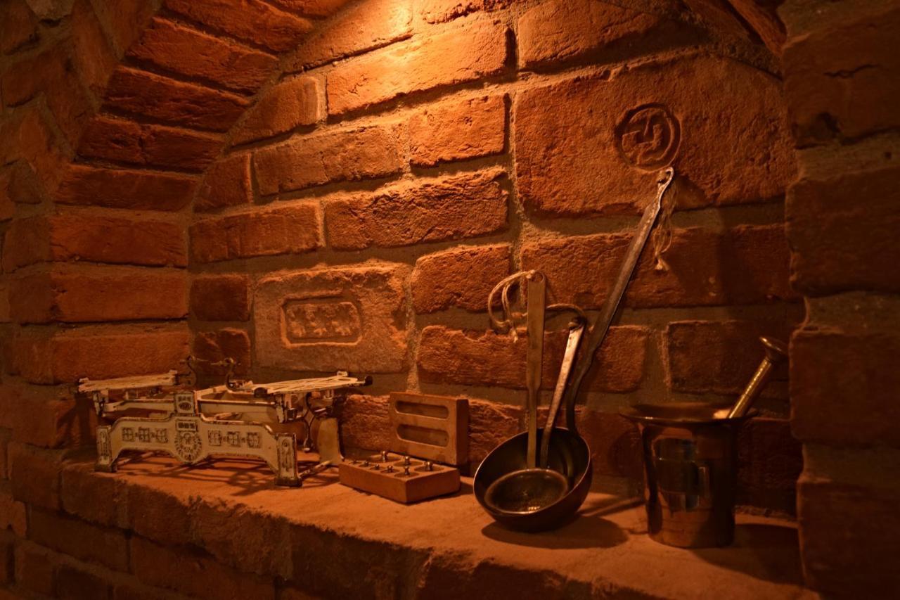 Comenius Moravus Vinarsky Dvur Микулов Экстерьер фото